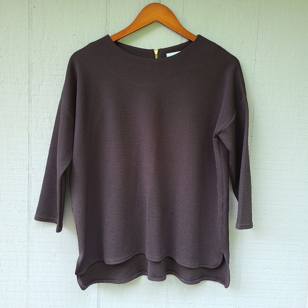 Motherpia Solid Black Textured Top 3/4 Medium